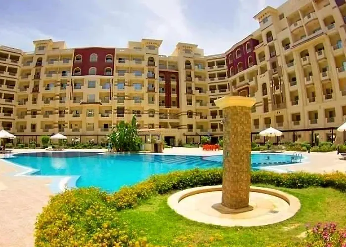 Apartment Florenza Kamsen With Pool View In Arabia Area *
