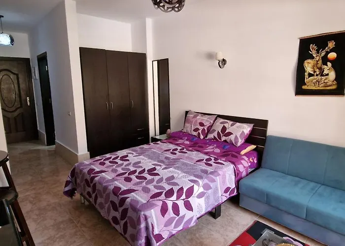 Apartment Florenza Kamsen With Pool View In Arabia Area